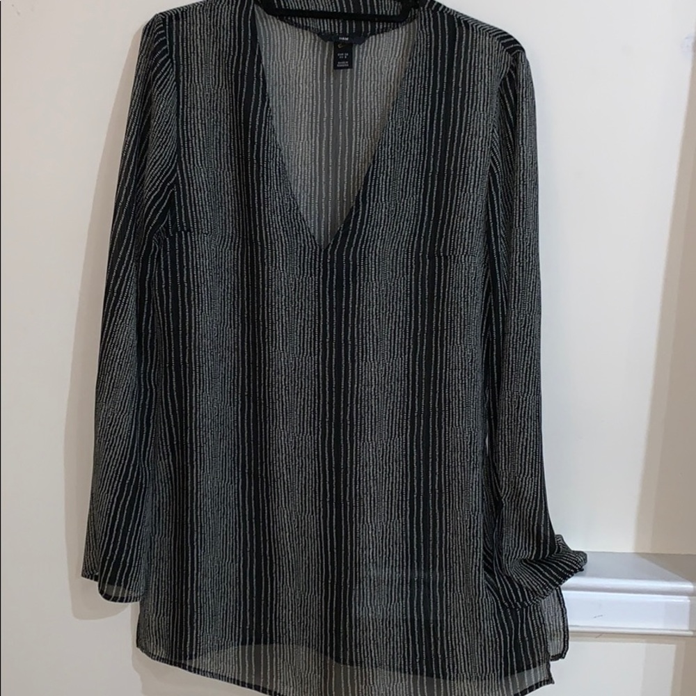 H&M black and white blouse. Adorable!